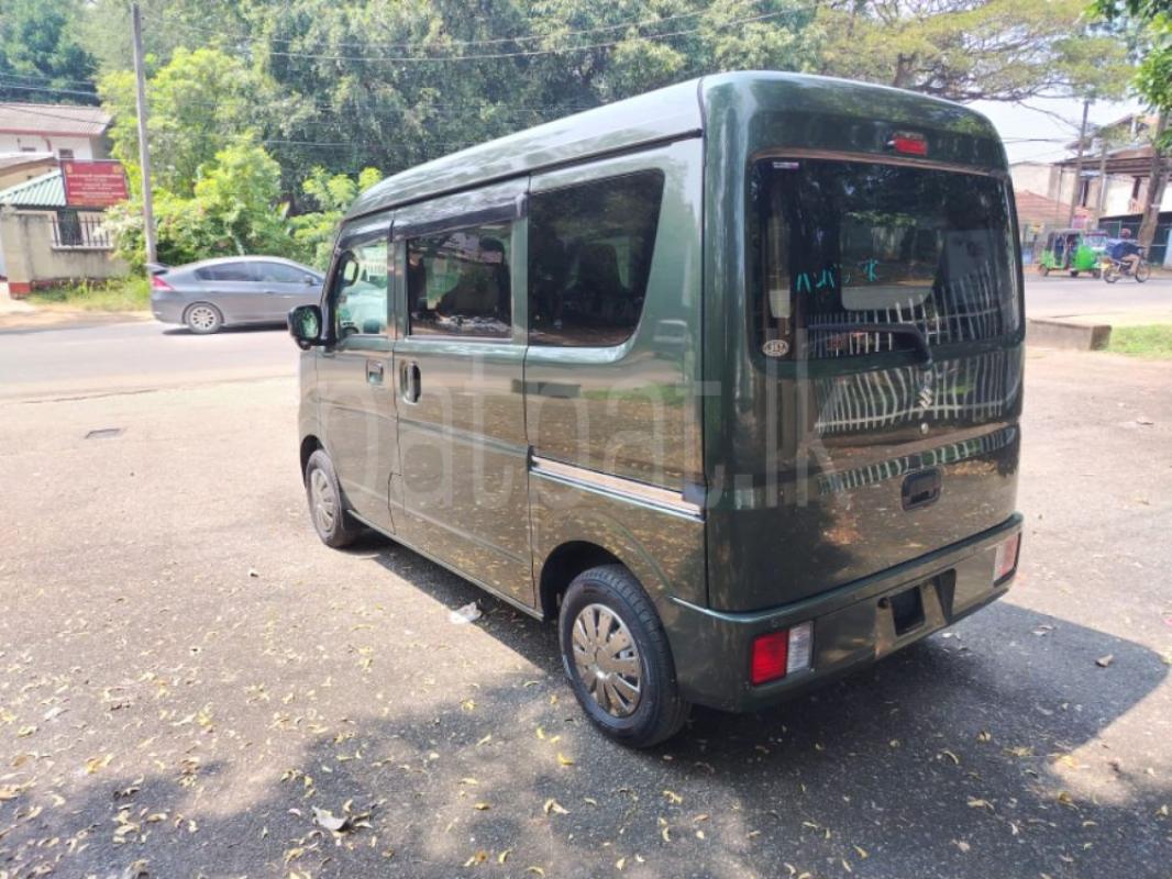 Advertisement image 6