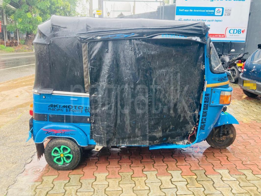 Bajaj 4 stroke 2010 - Used Three wheeler sale in Sri Lanka - patpat.lk