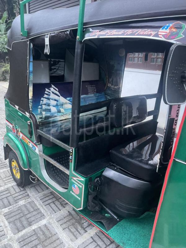 Advertisement image 5