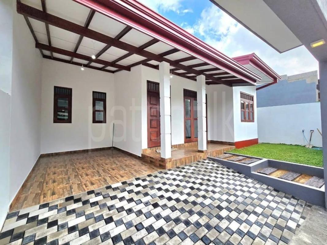 House for Sale in Homagama ads-image-1