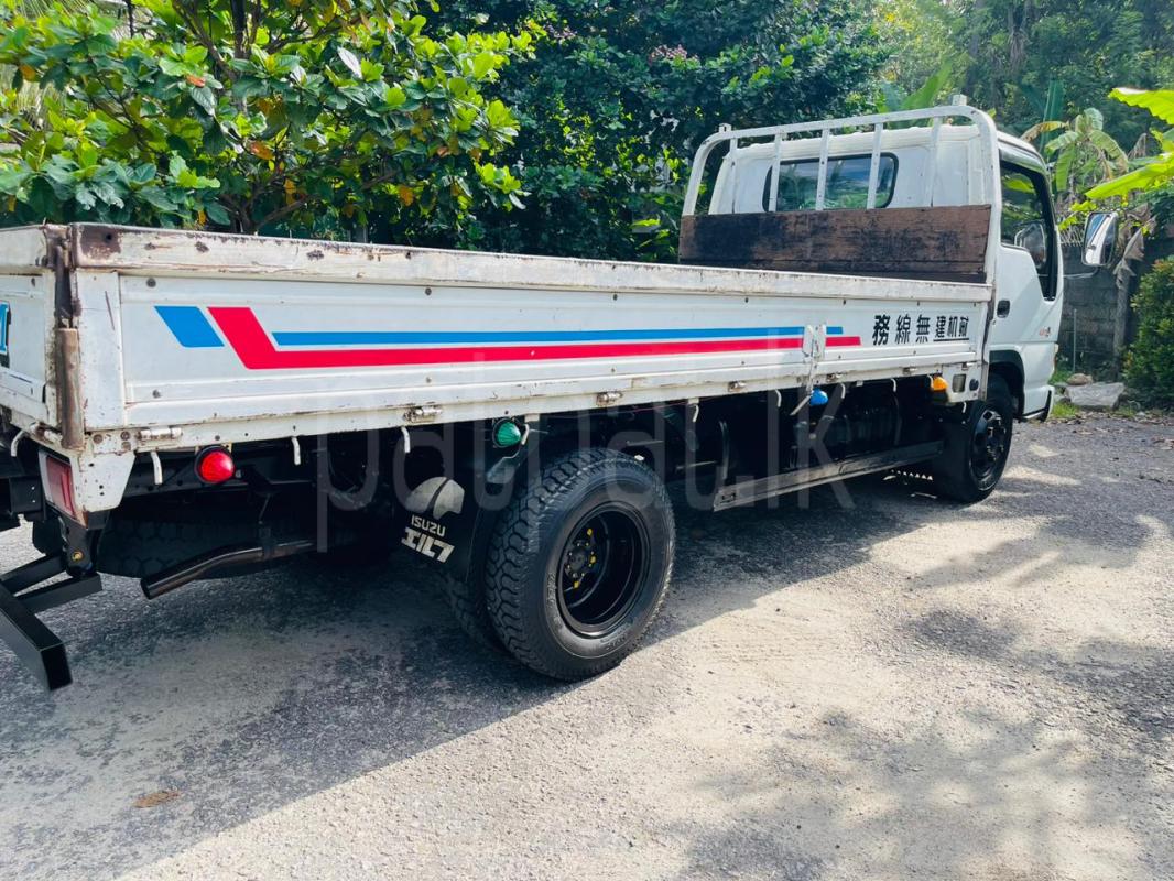 Advertisement image 4