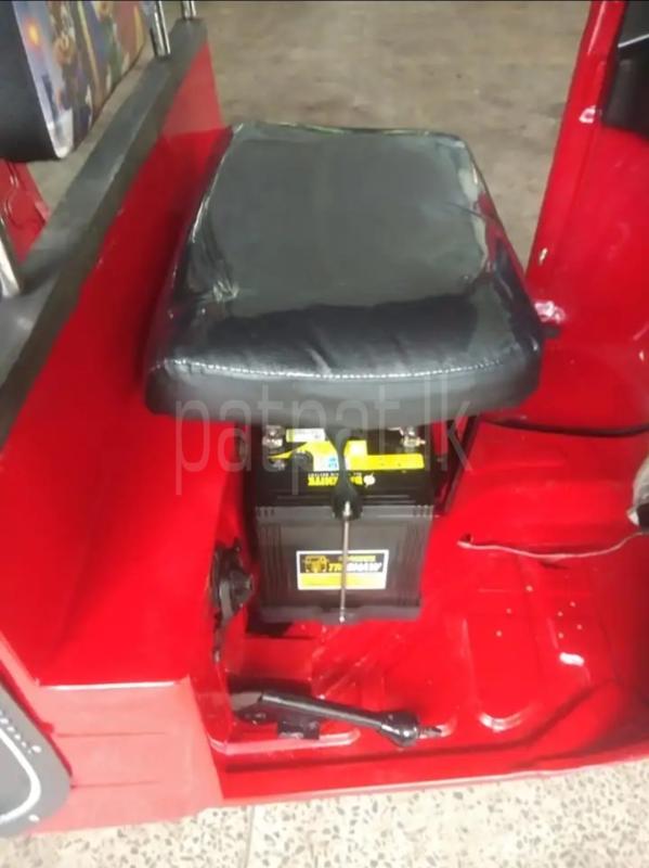 Bajaj Three Wheel 2010 - பயன்படுத்தப்பட்டது முச்சக்கர வண்டி sale in Sri Lanka - patpat.lk