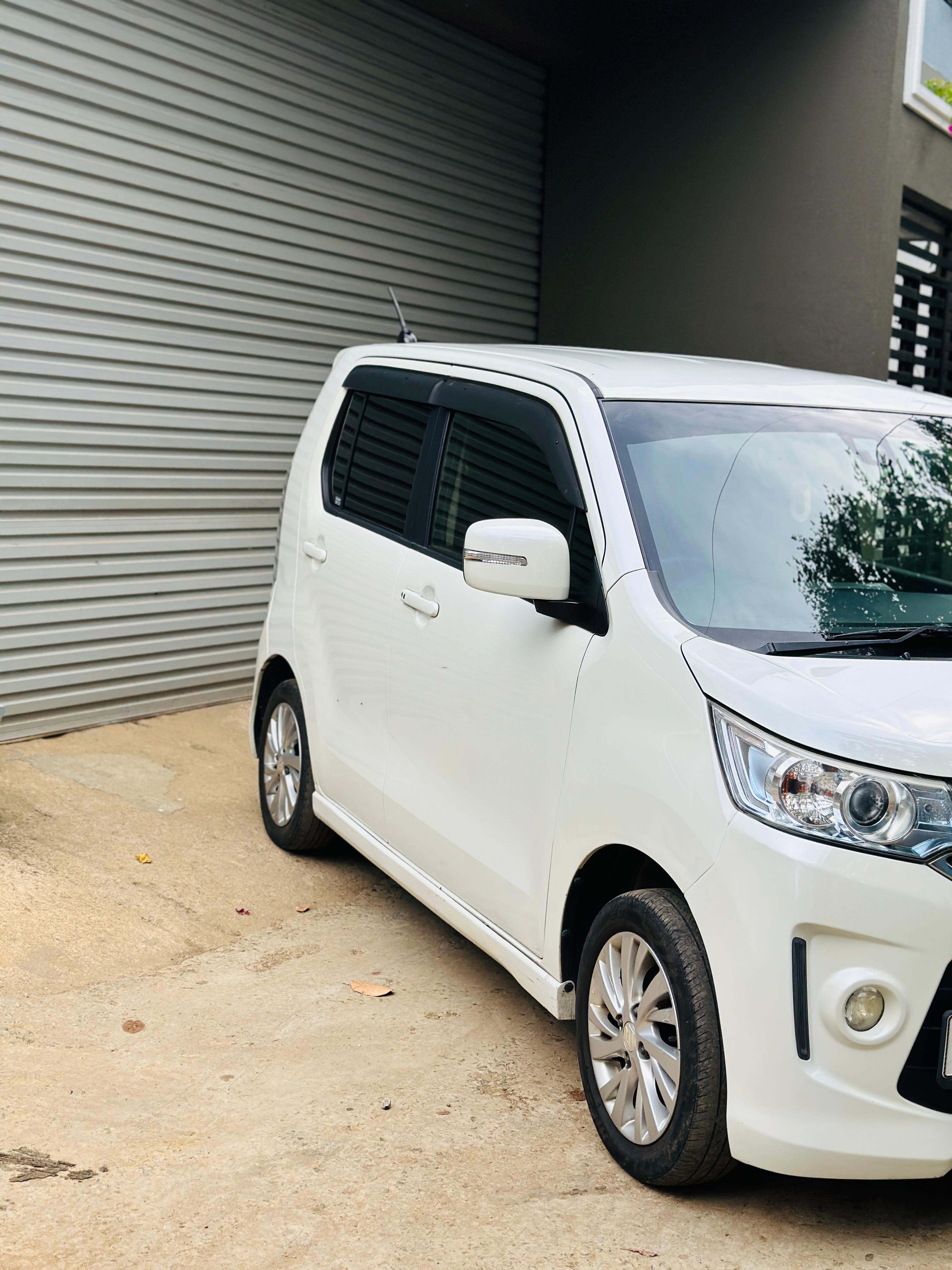 Suzuki Wagon R 2015 - பயன்படுத்தப்பட்டது கார் sale in Sri Lanka - patpat.lk