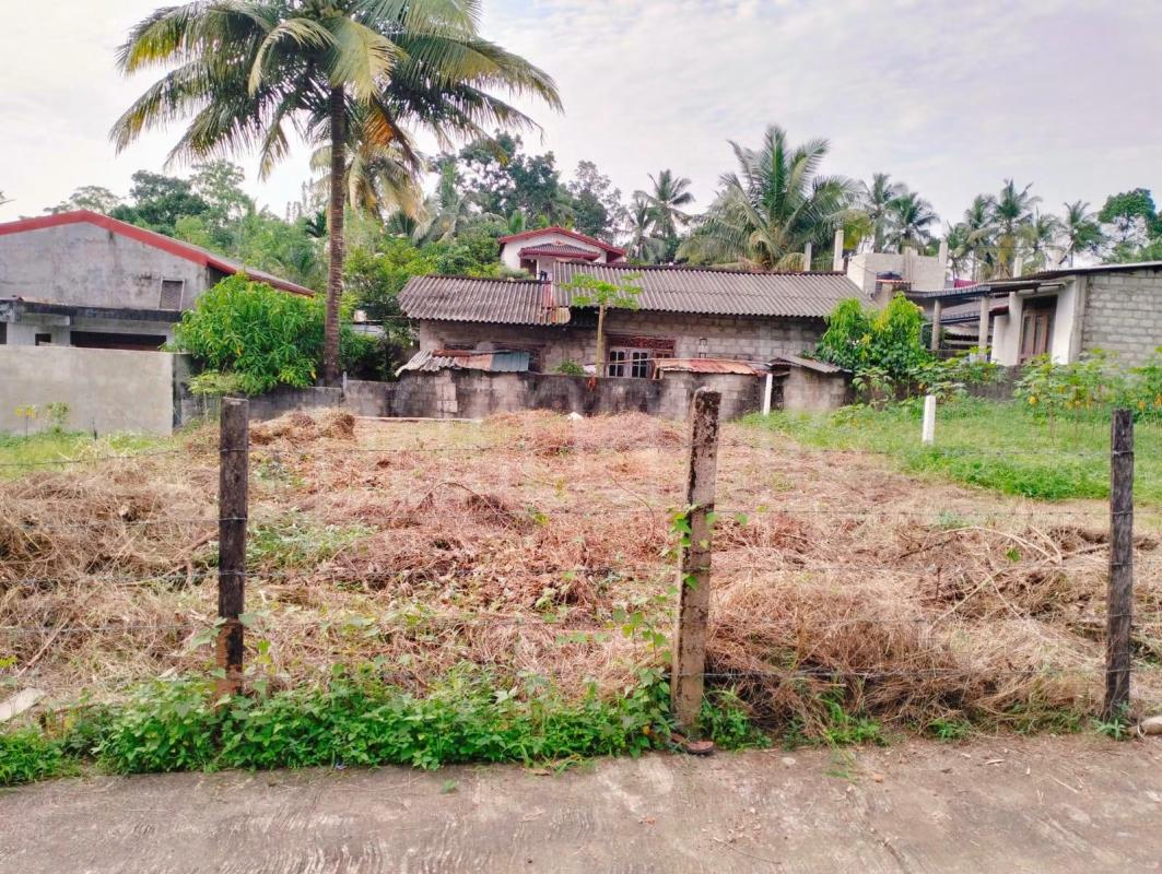 Residential Land for Sale in Hokandara