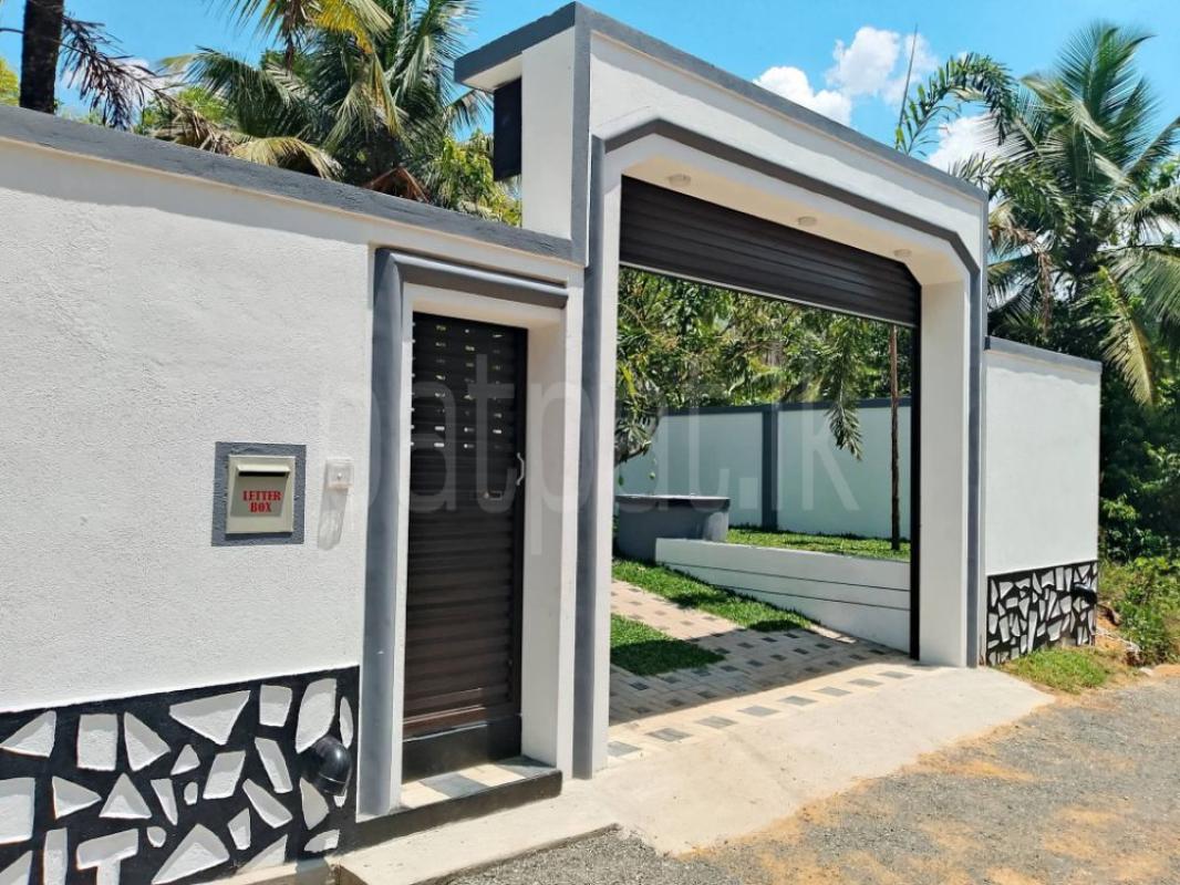 House for Sale in Homagama ads-image-1