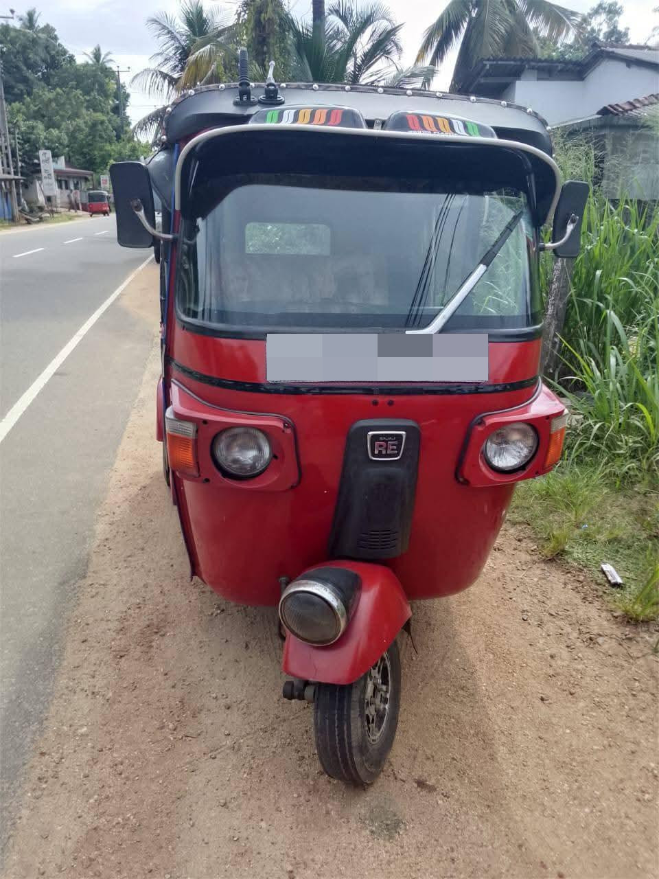 Bajaj Three Wheel 2013 ads-image-1