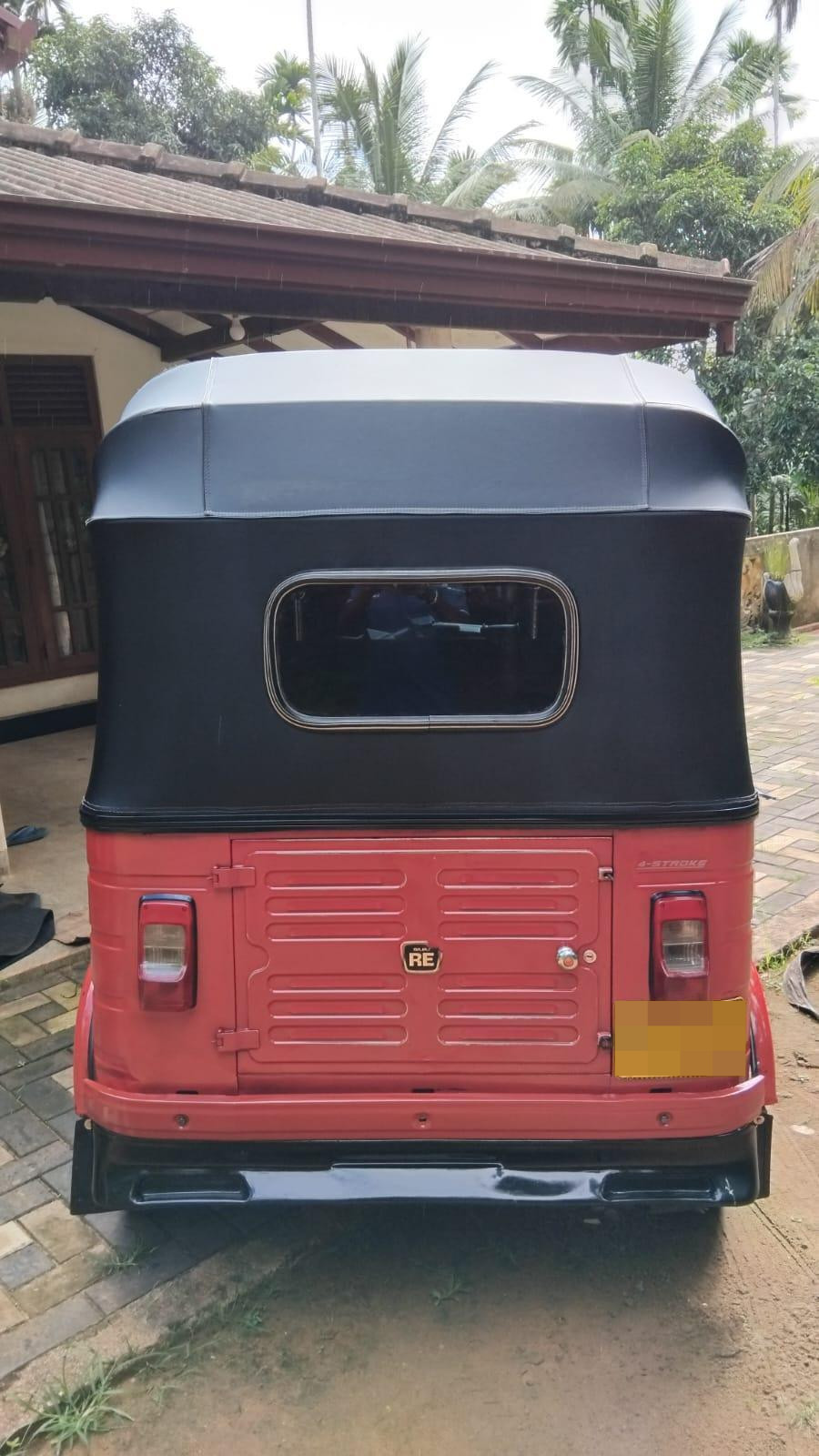 Bajaj Three Wheel 2015 - භාවිතා කරන ලද ත්‍රිරෝද රථය sale in Sri Lanka - patpat.lk