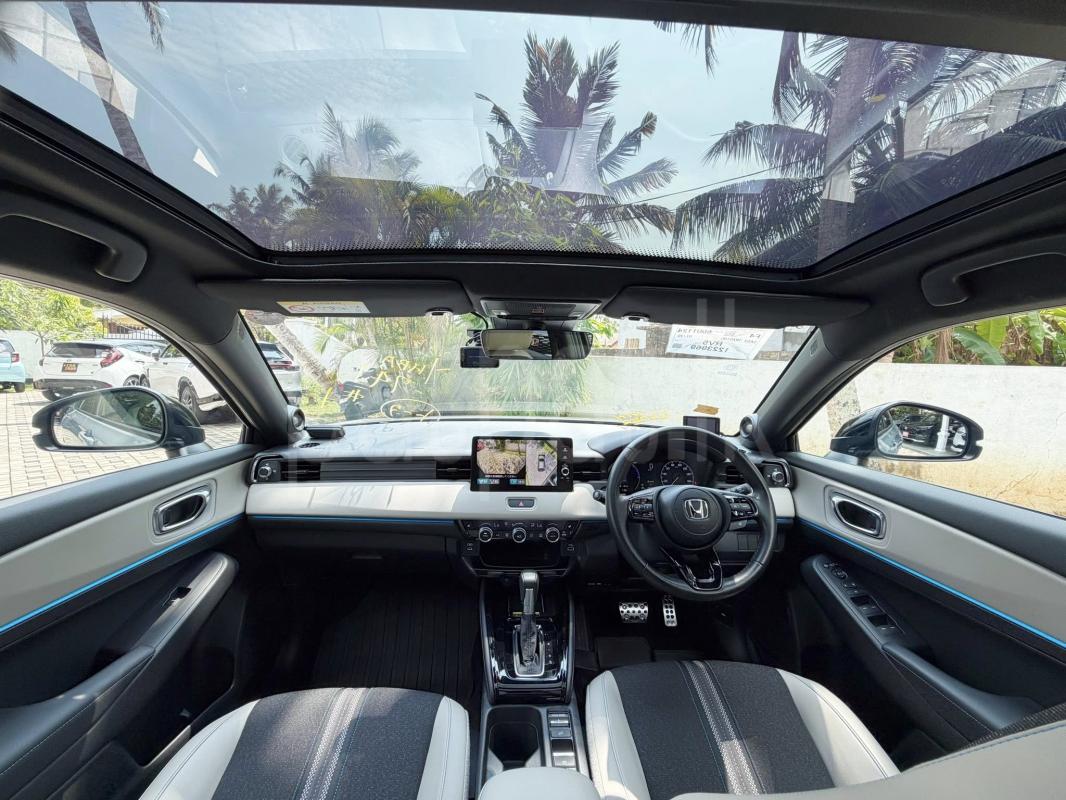 Honda Vezel 2024 - Reconditioned SUV sale in Sri Lanka - patpat.lk