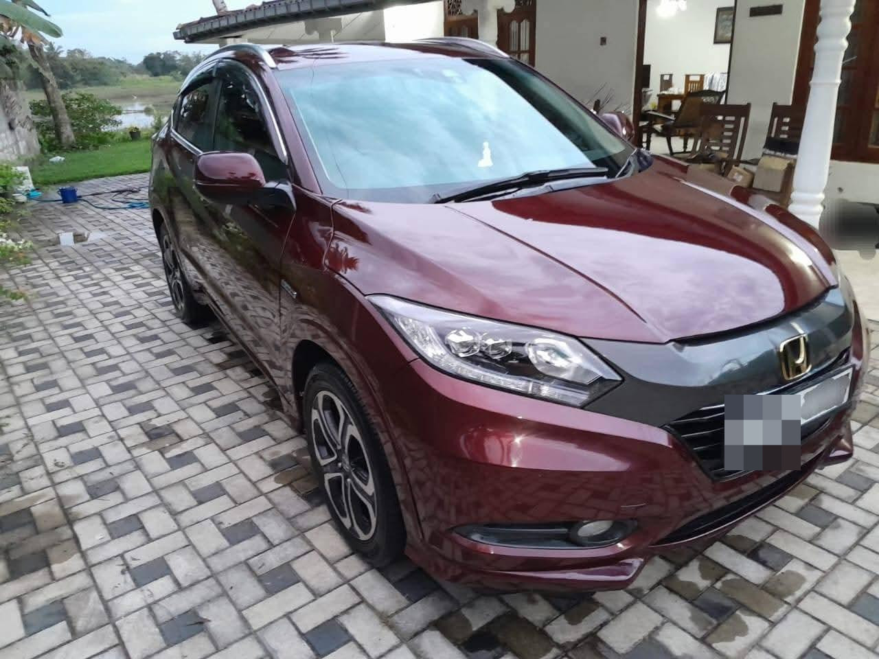 Honda Vezel 2014 - Used SUV sale in Sri Lanka - patpat.lk