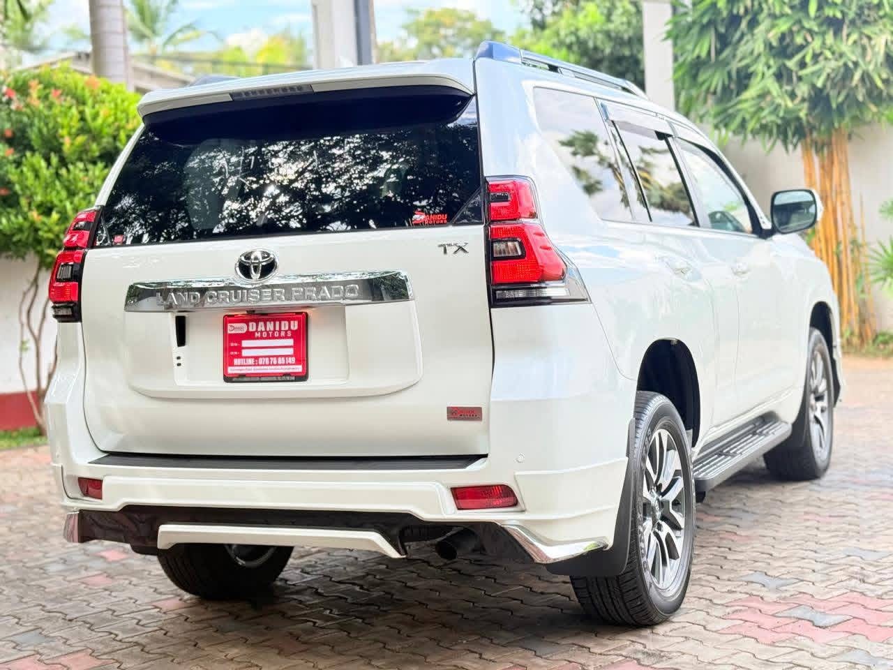 Toyota Land Cruiser Prado 2023 - Brand New SUV sale in Sri Lanka - patpat.lk