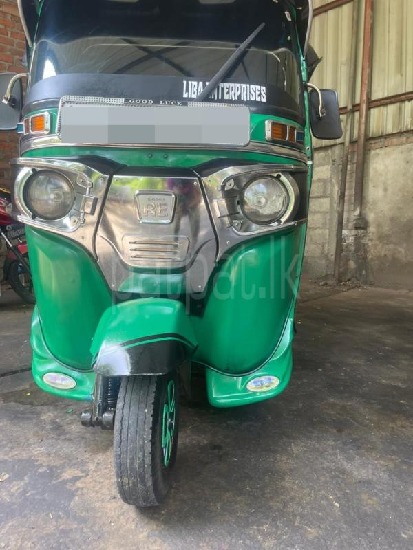 Bajaj 4 stroke 2014 - Reconditioned Three wheeler sale in Sri Lanka - patpat.lk