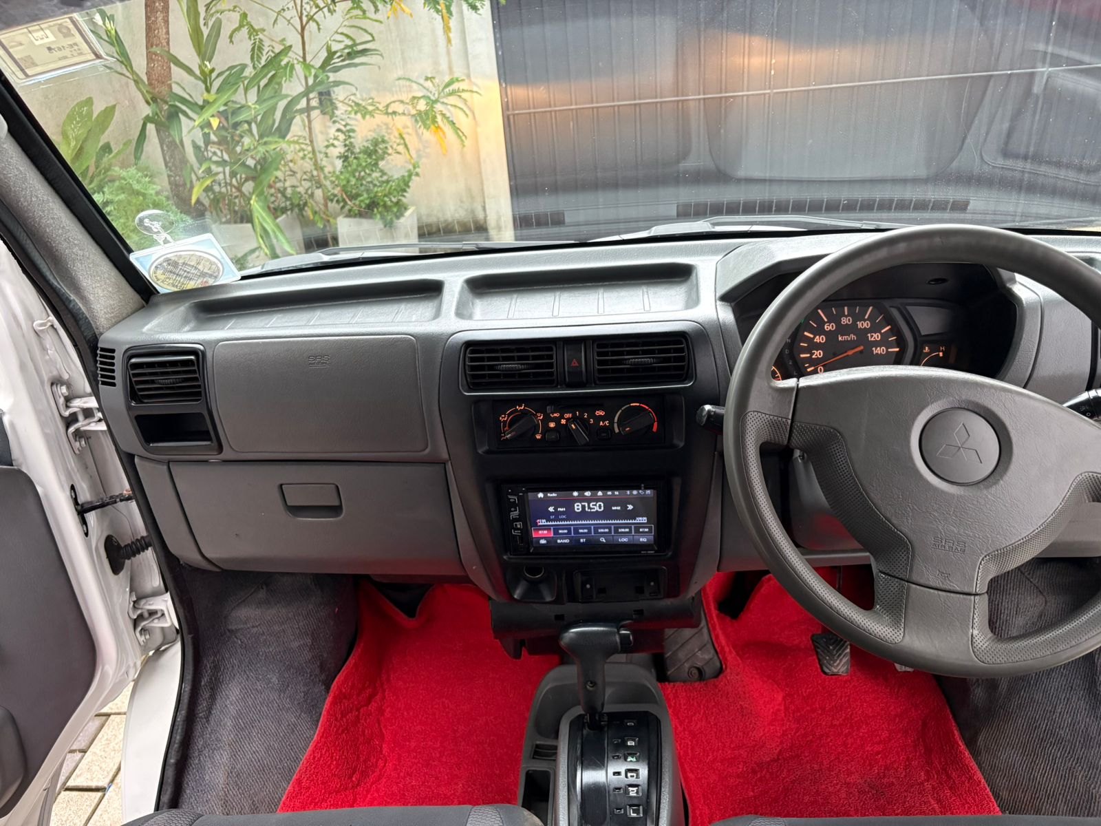 Mitsubishi Mini 2007 - பயன்படுத்தப்பட்டது வேன் sale in Sri Lanka - patpat.lk