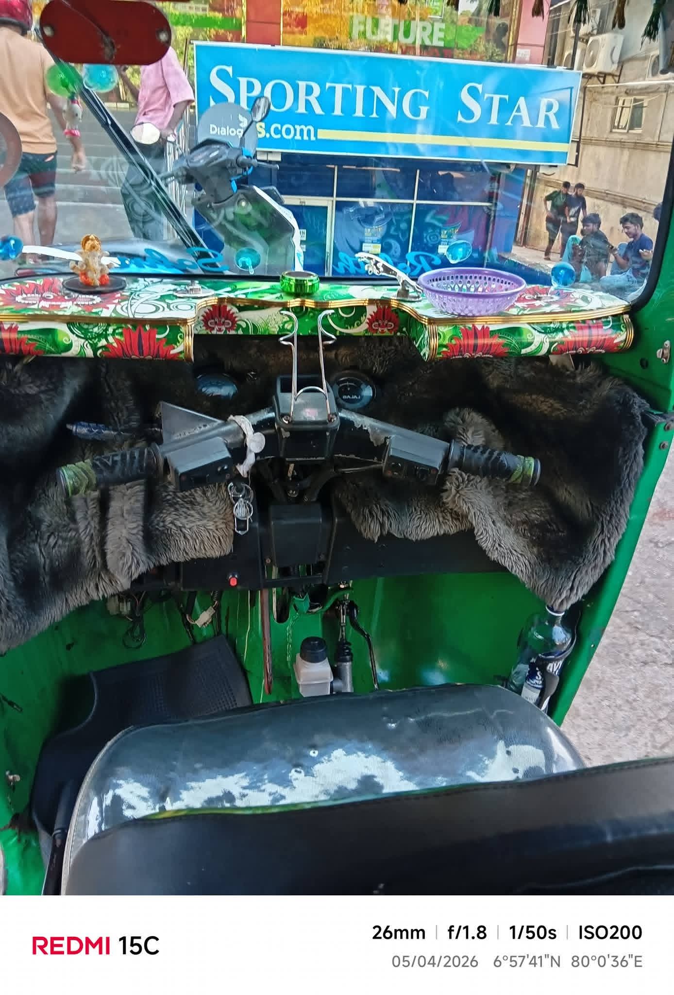 Bajaj Three Wheel 2014 - Used Three wheeler sale in Sri Lanka - patpat.lk