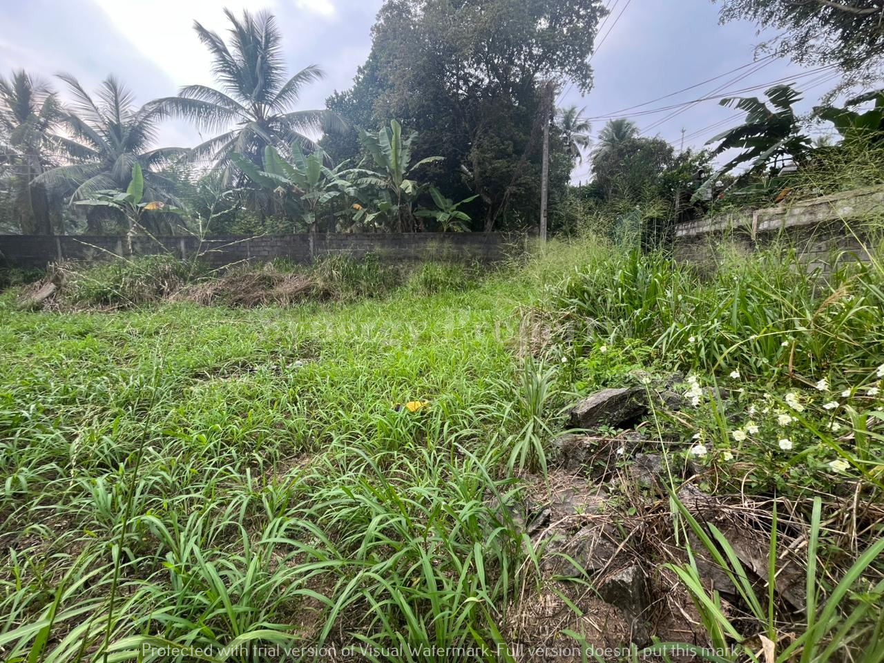 Residential Land for Sale in Kadawatha ads-image-1