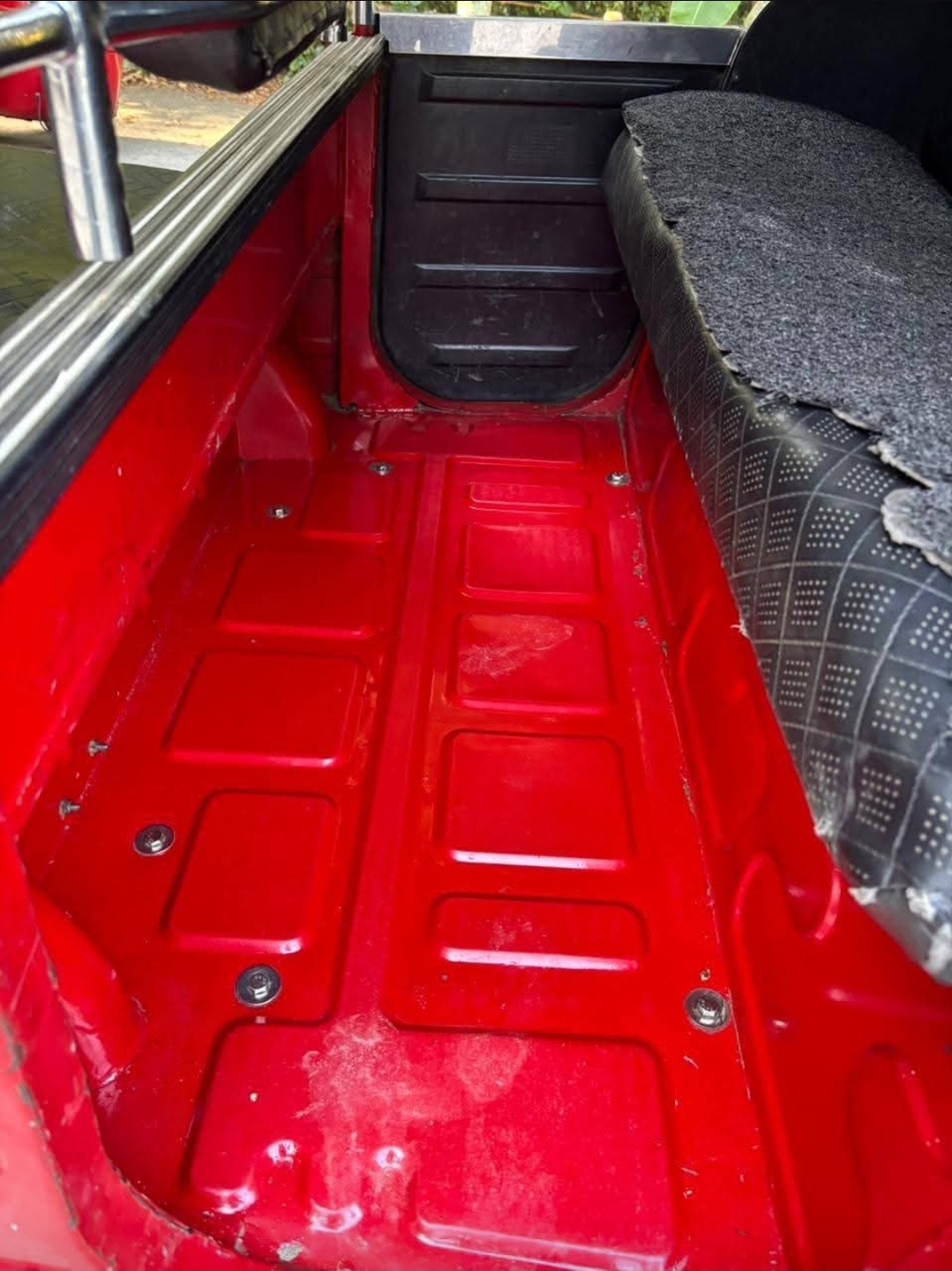 Bajaj Three Wheel 2015 - භාවිතා කරන ලද ත්‍රිරෝද රථය sale in Sri Lanka - patpat.lk