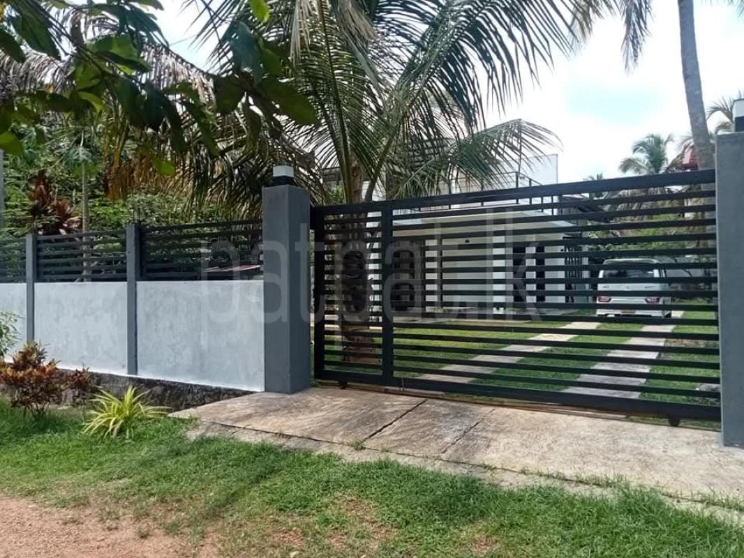 House for Sale in Kurunegala ads-image-1
