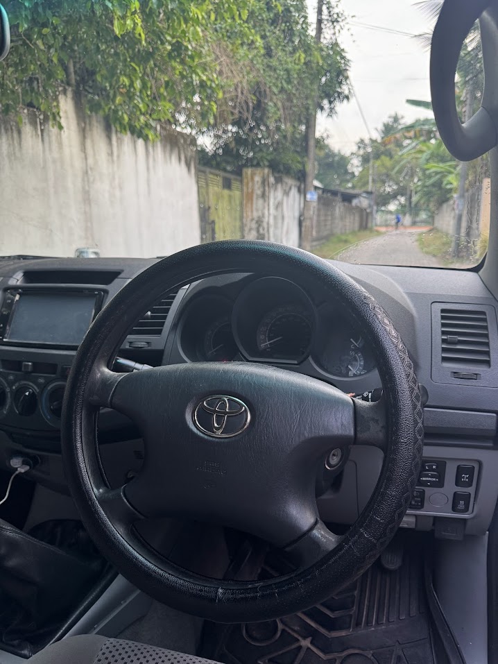 Toyota Hilux 2009 - Used Pick-up  sale in Sri Lanka - patpat.lk