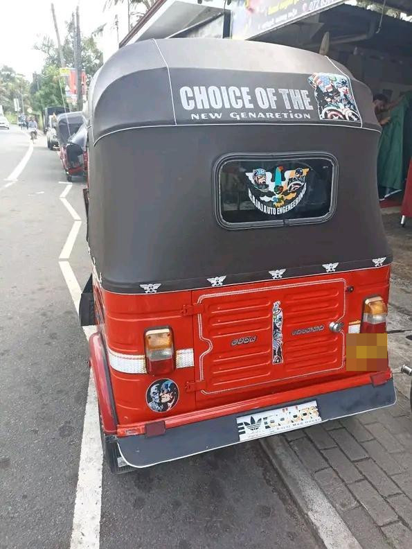 Bajaj Three Wheel 2010 - பயன்படுத்தப்பட்டது முச்சக்கர வண்டி sale in Sri Lanka - patpat.lk