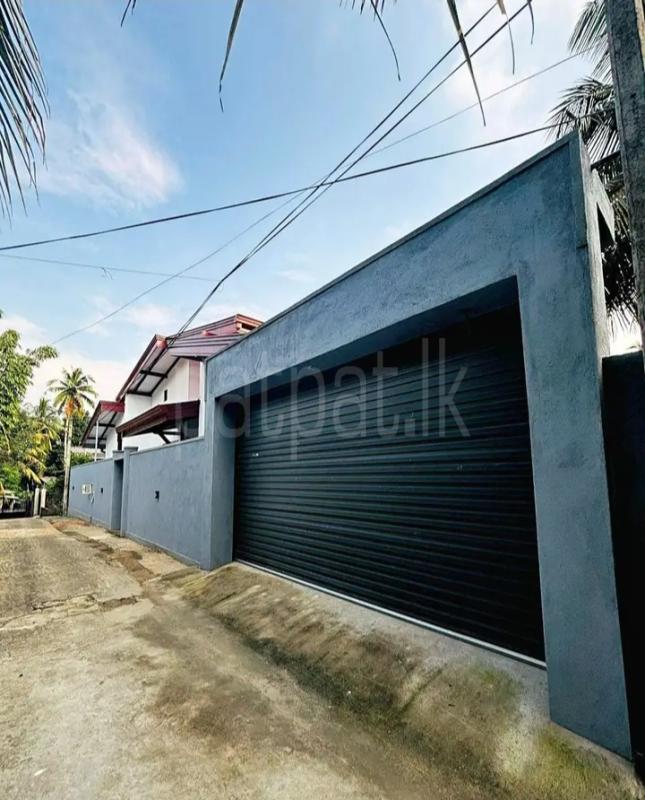 House for Sale in Athurugiriya ads-image-1