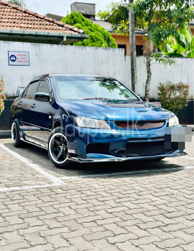 Advertisement image 1