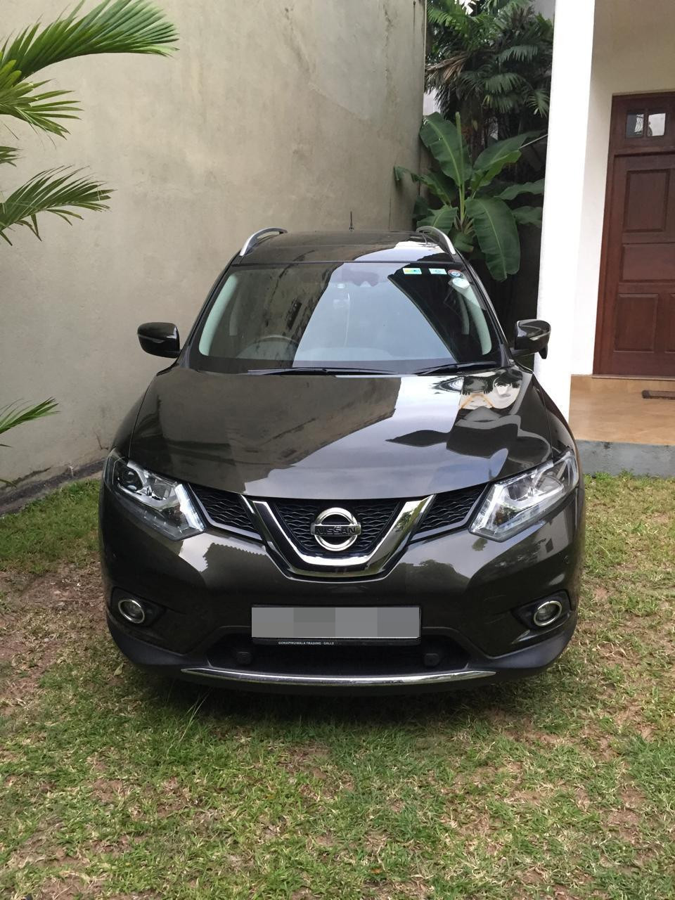Nissan X Trail 2016 - பயன்படுத்தப்பட்டது SUV sale in Sri Lanka - patpat.lk