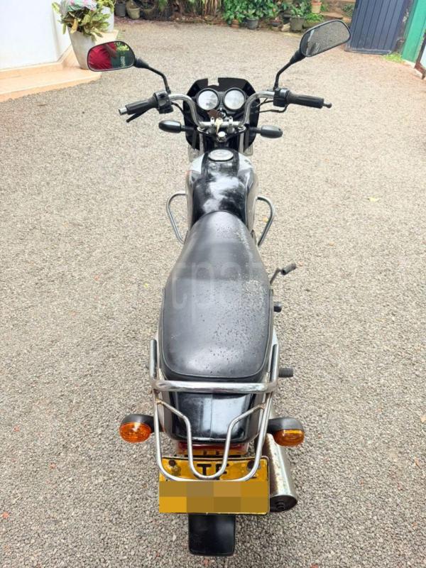 Advertisement image 4