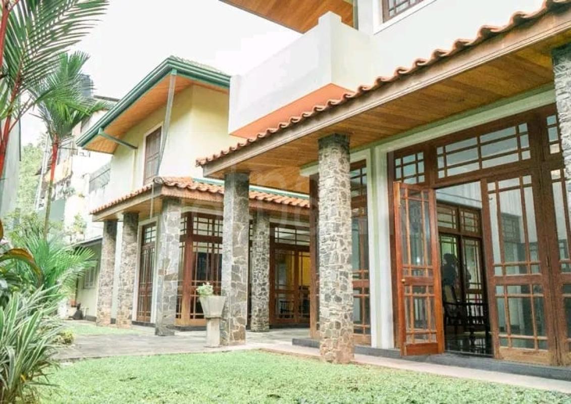 Advertisement image 5