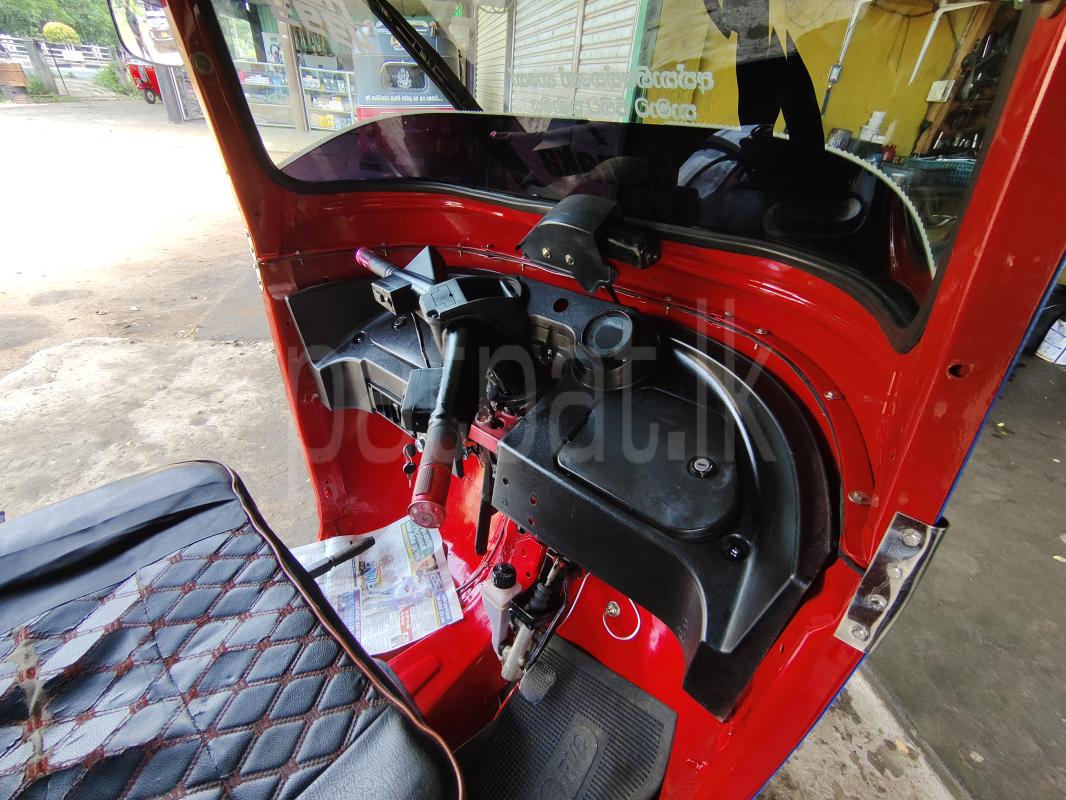 Bajaj Three Wheel 2013 - Used Three wheeler sale in Sri Lanka - patpat.lk