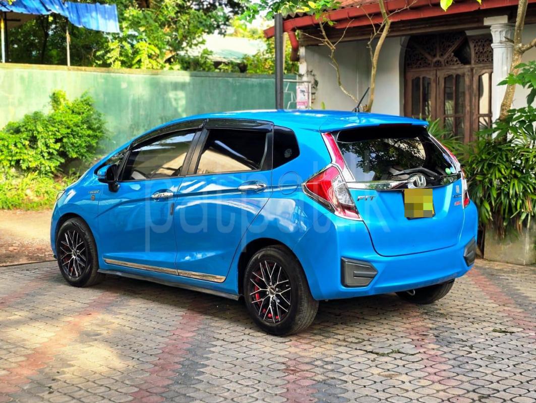 Advertisement image 5