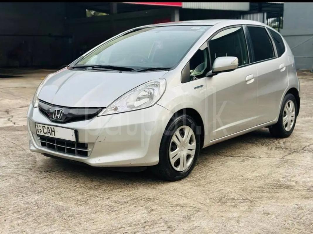 Advertisement image 3