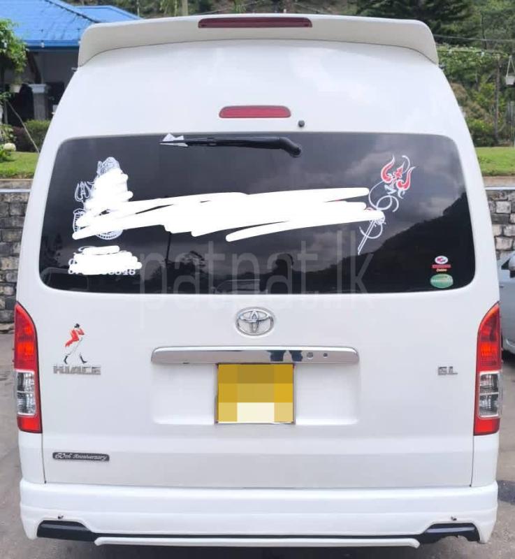 Toyota Hiace 2016 - பயன்படுத்தப்பட்டது வேன் sale in Sri Lanka - patpat.lk