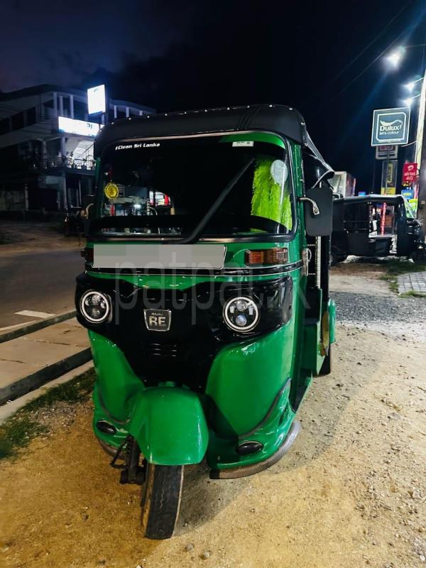 Bajaj Three Wheel 2014 - பயன்படுத்தப்பட்டது முச்சக்கர வண்டி sale in Sri Lanka - patpat.lk