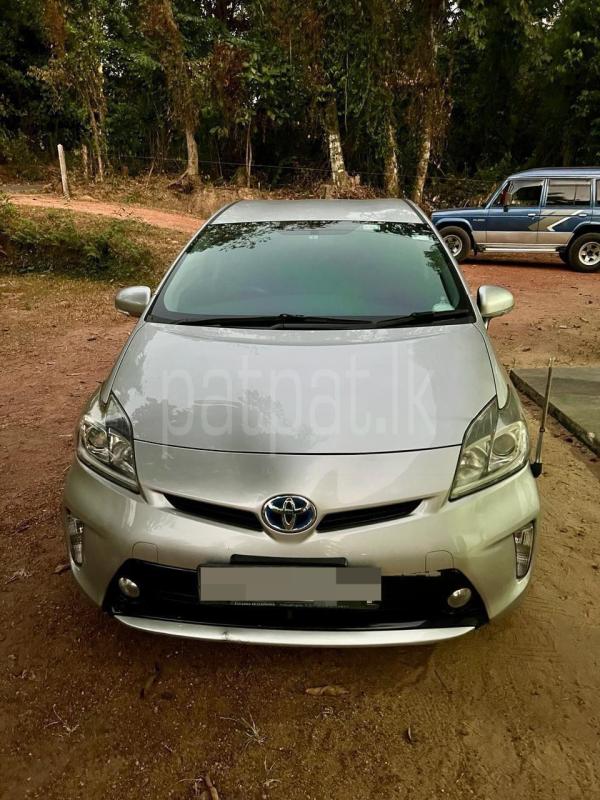 Toyota Prius 2013 - Used Car sale in Sri Lanka - patpat.lk