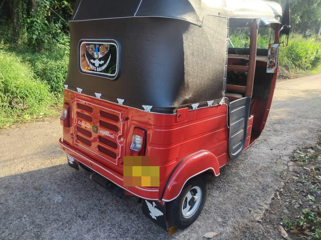 Bajaj Three Wheel 2018 - பயன்படுத்தப்பட்டது முச்சக்கர வண்டி sale in Sri Lanka - patpat.lk