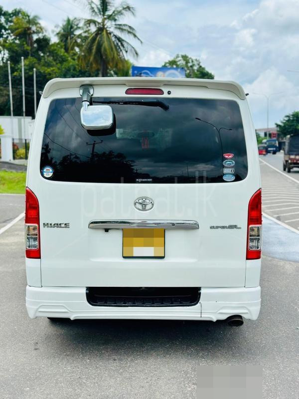 Toyota Hiace 2011 - பயன்படுத்தப்பட்டது வேன் sale in Sri Lanka - patpat.lk