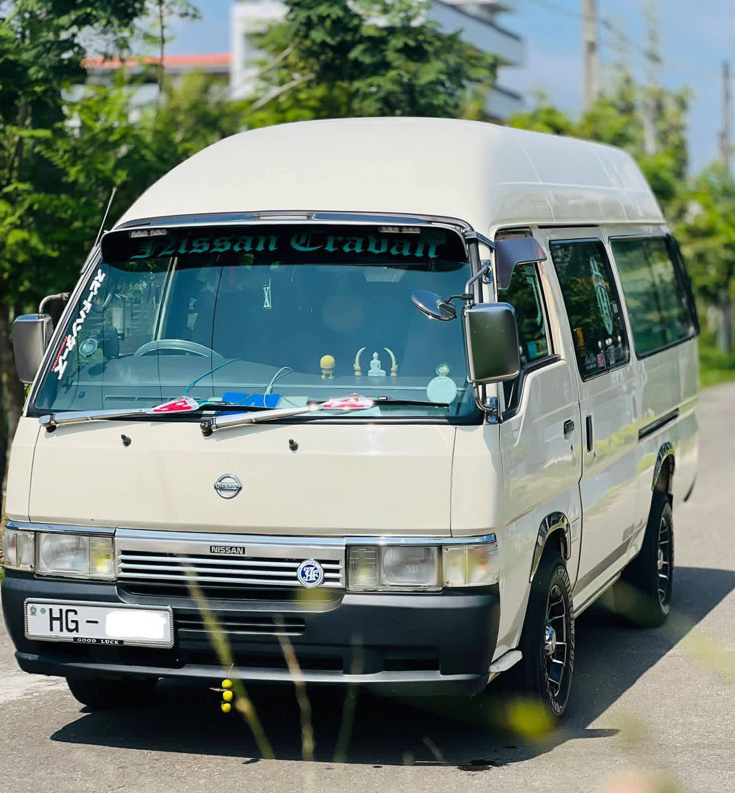 Toyota Hiace 1998 - பயன்படுத்தப்பட்டது வேன் sale in Sri Lanka - patpat.lk