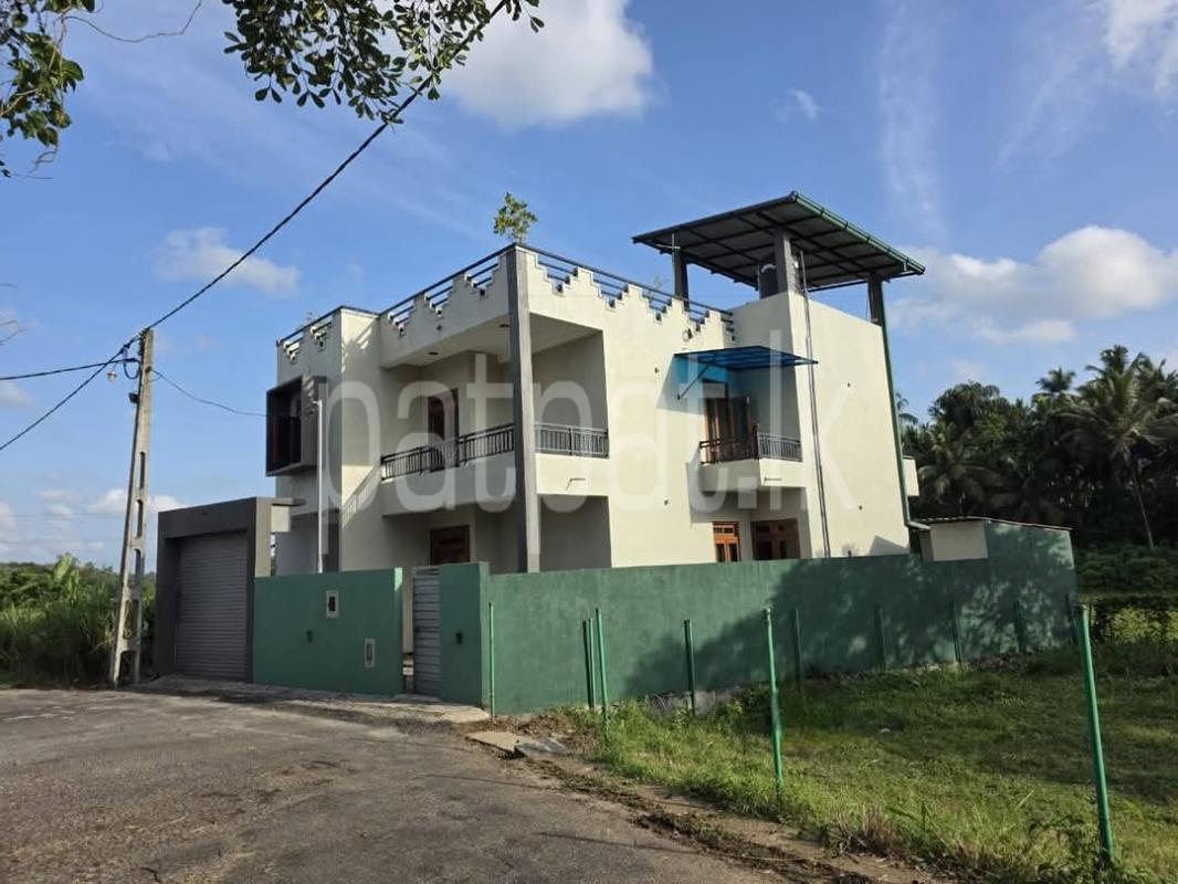 Advertisement image 1