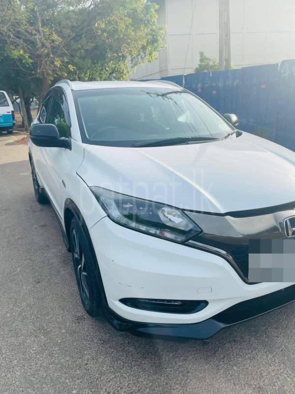 Honda Vezel 2017 - භාවිතා කරන ලද SUV රථය sale in Sri Lanka - patpat.lk