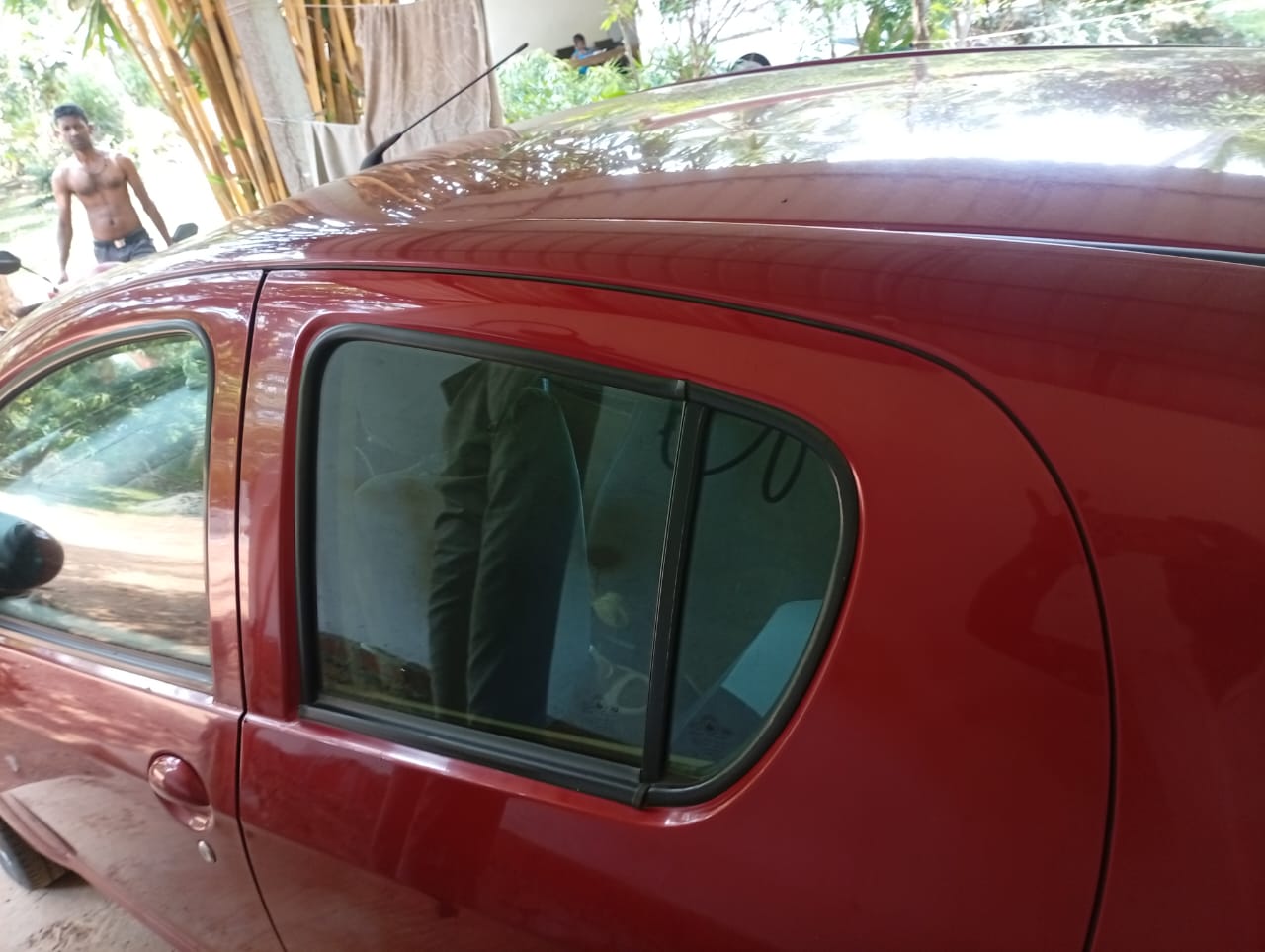 Advertisement image 1