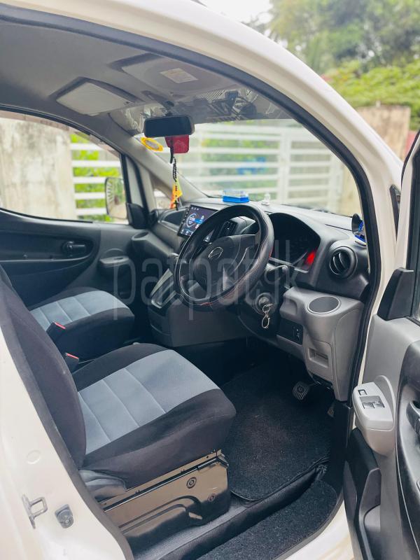 Advertisement image 6