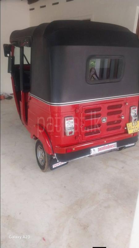 Bajaj Three Wheel 2017 - Reconditioned Three wheeler sale in Sri Lanka - patpat.lk