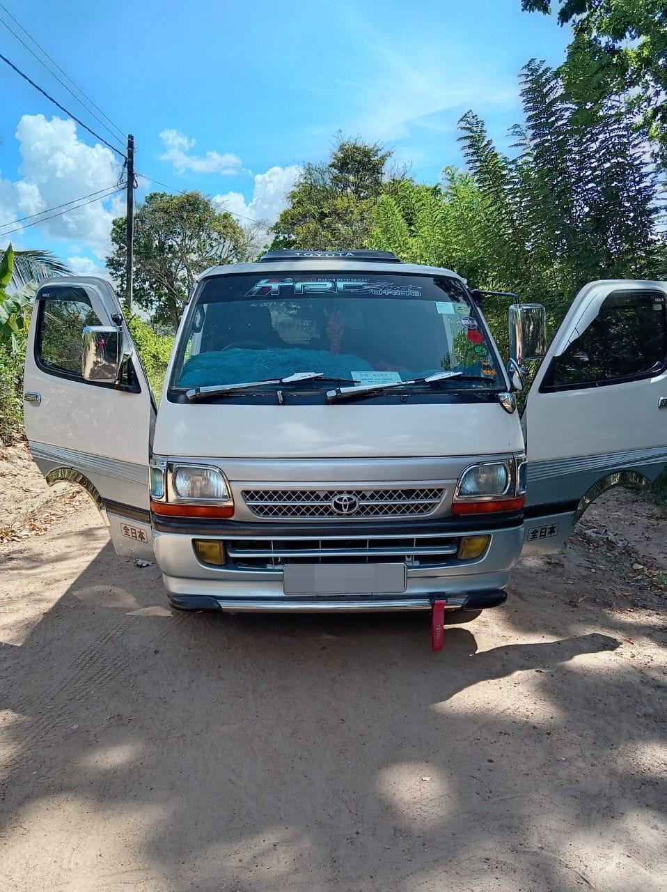 Toyota LH113 1992 - Used Van sale in Sri Lanka - patpat.lk