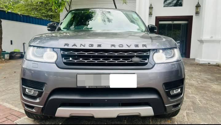 Land Rover Land Rover 2018 ads-image-1