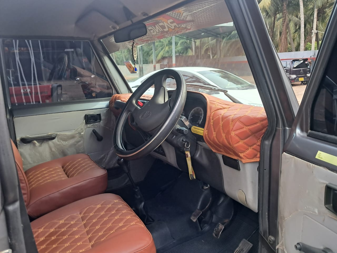Mahindra Bolero 2016 - Used Truck sale in Sri Lanka - patpat.lk