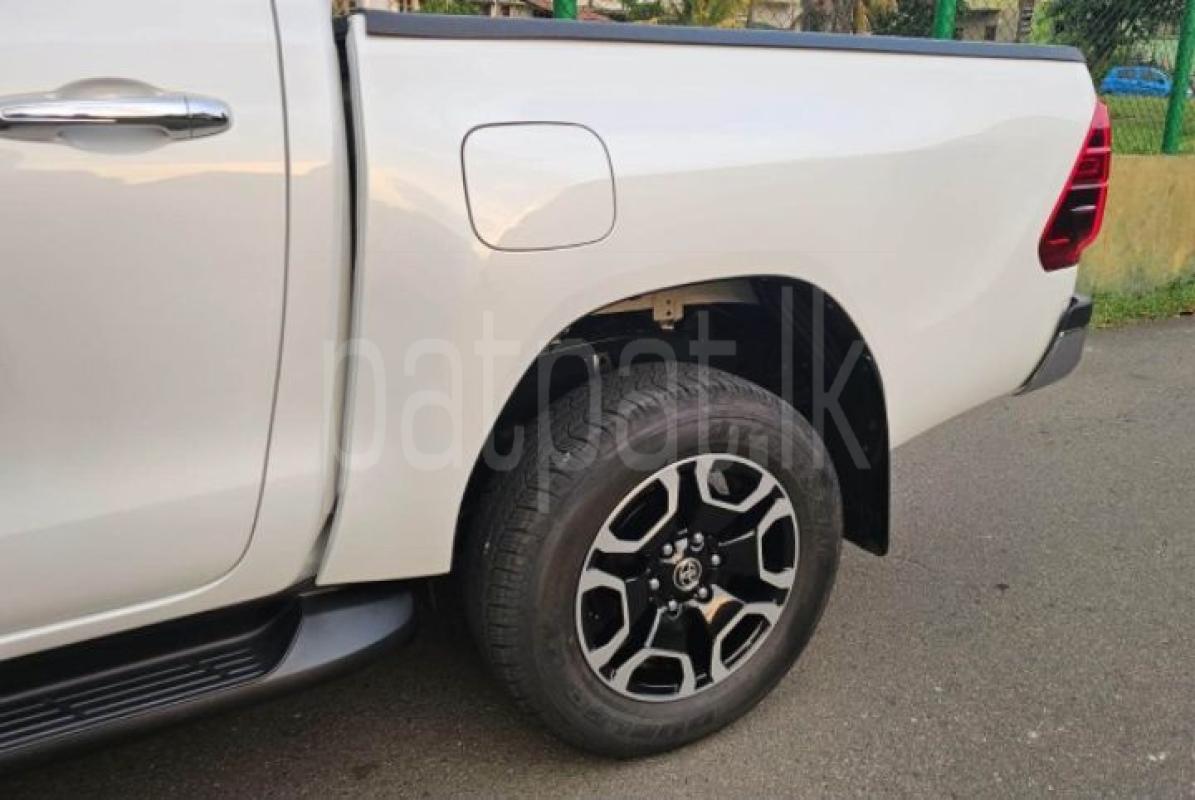 Advertisement image 4