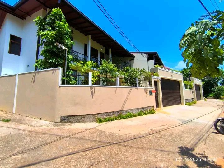 House for Sale in Hokandara ads-image-1