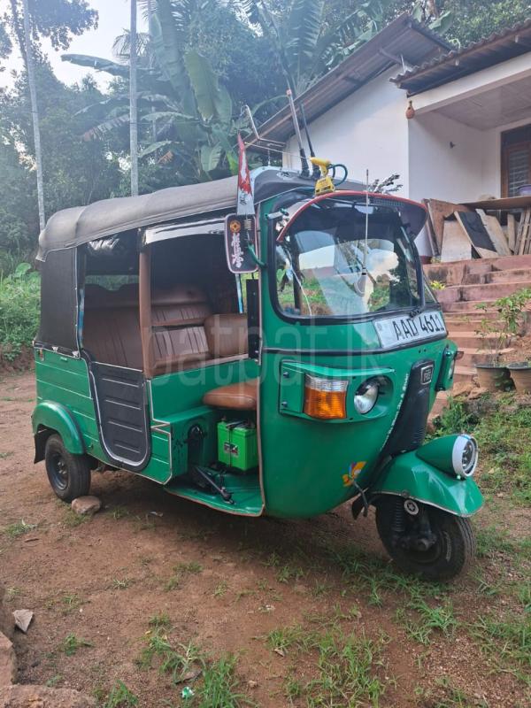 Bajaj Three Wheel 2012 - பயன்படுத்தப்பட்டது முச்சக்கர வண்டி sale in Sri Lanka - patpat.lk