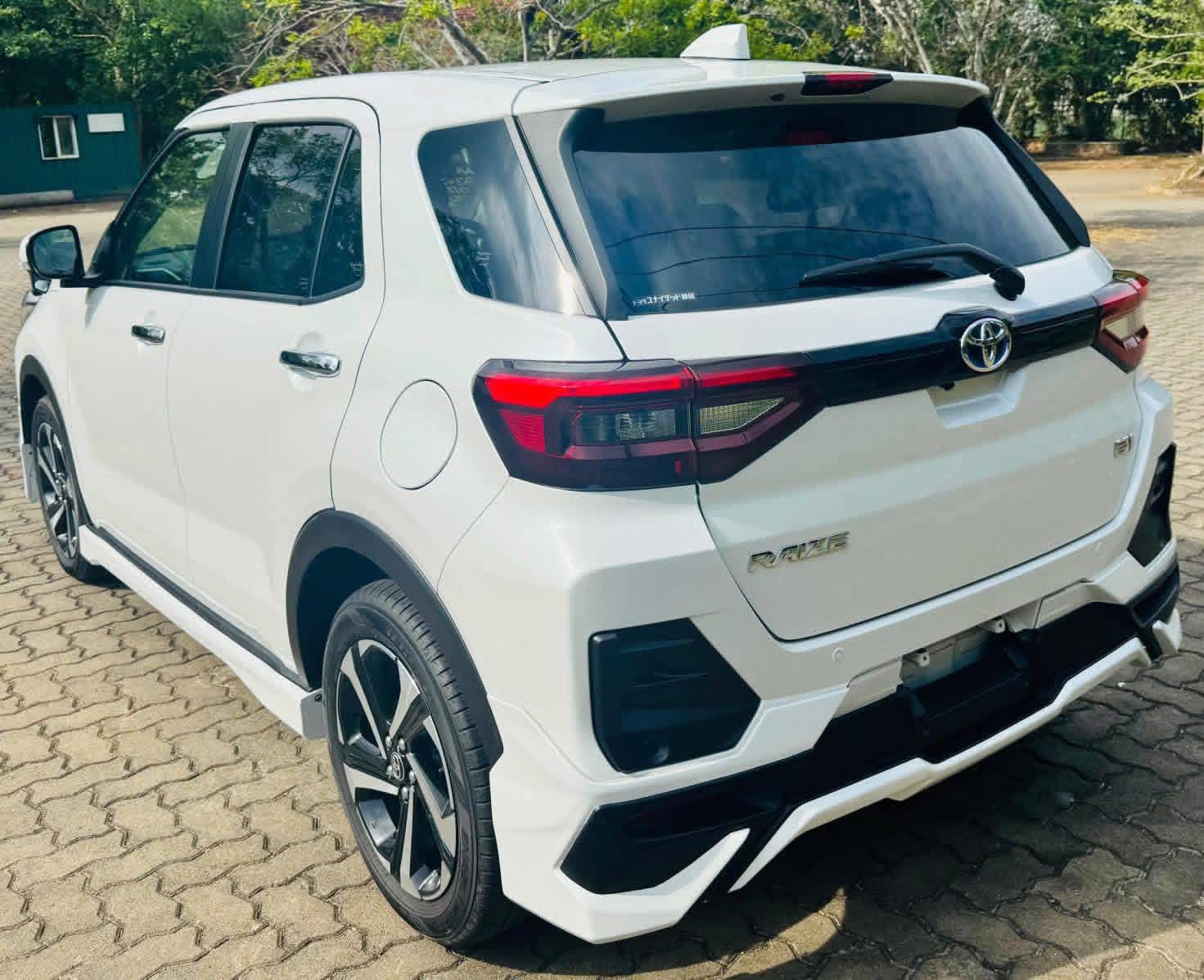Toyota Raize 2025 - சான்றளிக்கப்பட்டது SUV sale in Sri Lanka - patpat.lk
