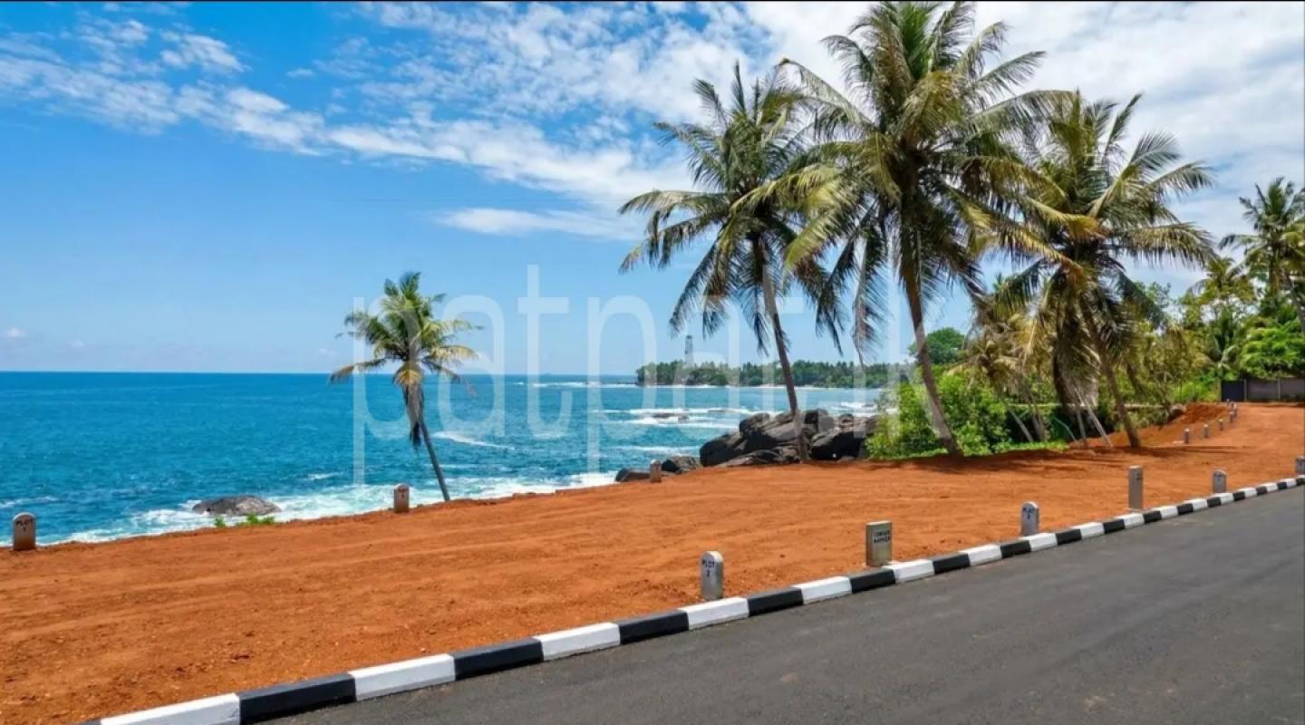 Residential Land for Sale in Devinuwara (Dondra)