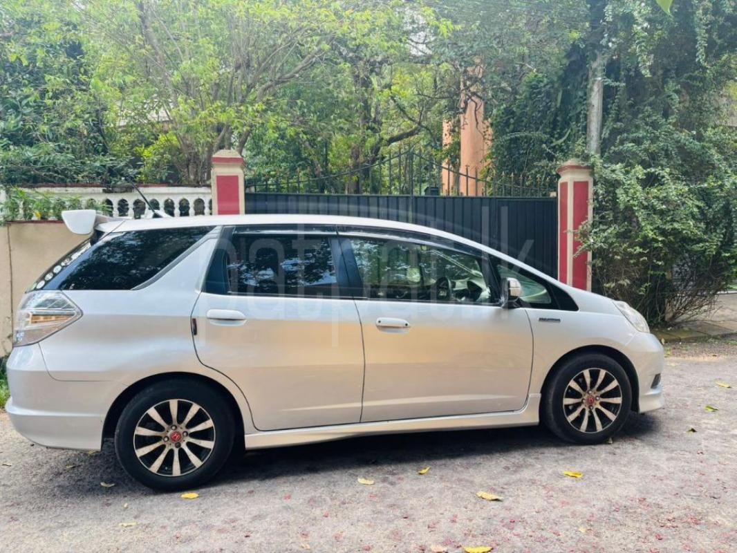 Advertisement image 4